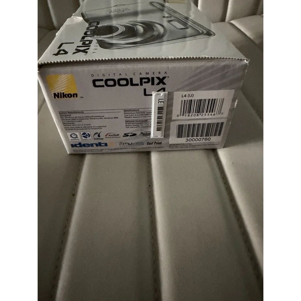 Nikon Coolpix L3 5.1MP Digital Camera Silver 3x Optical Zoom